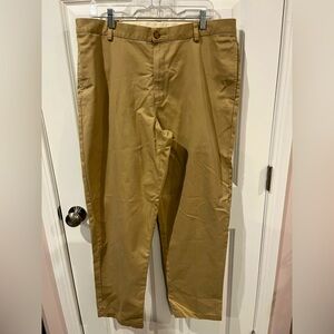 Men’s LL Bean Classic Fit Pants 37 x 32
